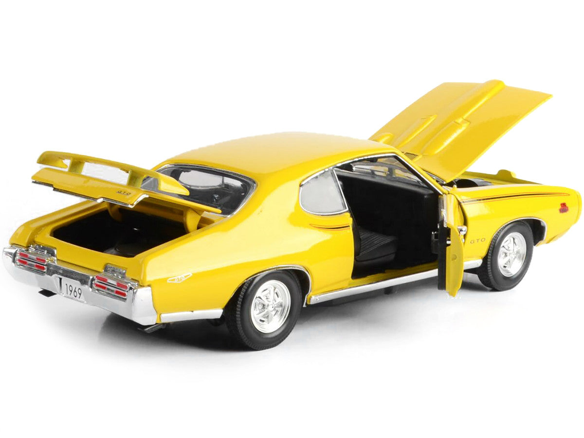 1969 Pontiac GTO Judge Yellow 1/18 Diecast Model Car by Motormax LuxuryLifeWay Online Store