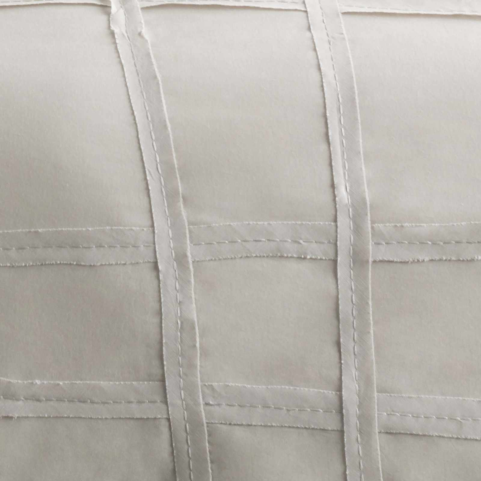 Queens Contemporary Light Gray Bedding LuxuryLifeWay Online Store