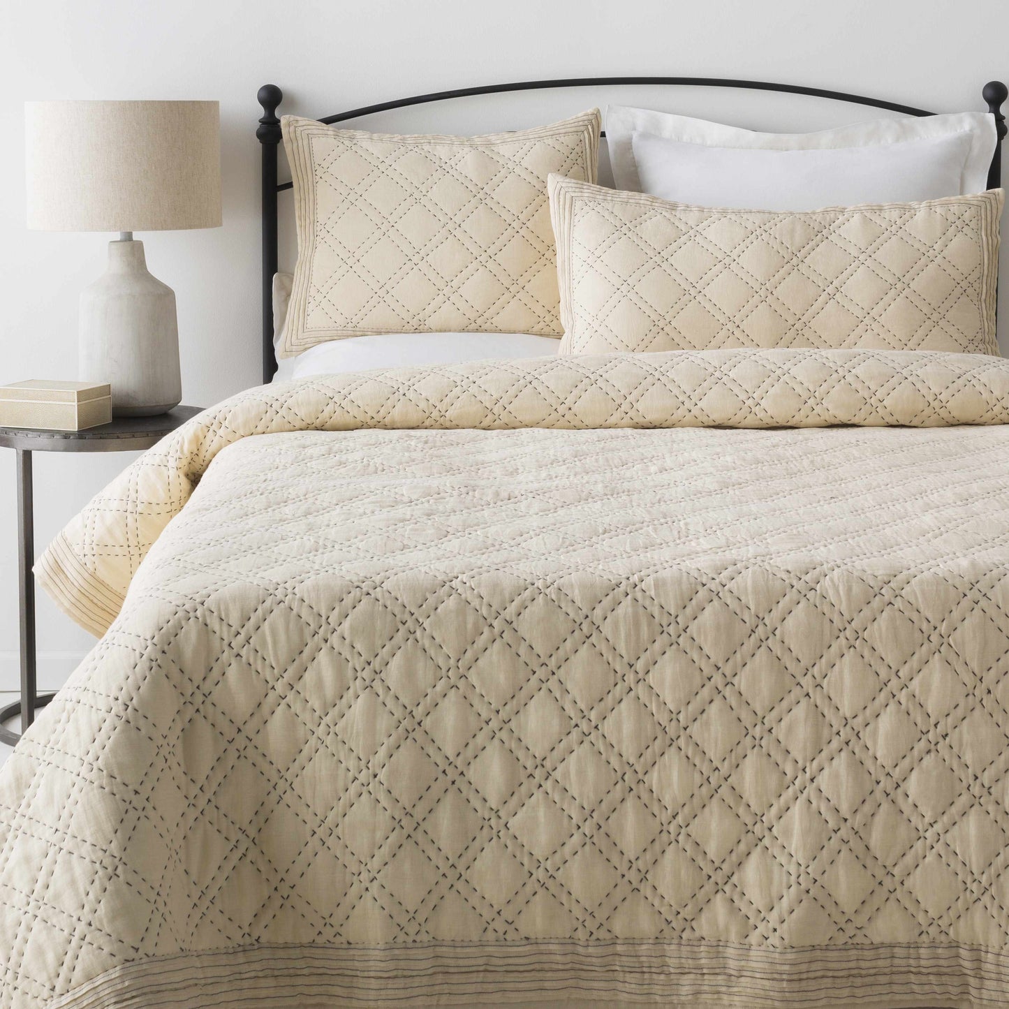 Shadehill Beige Diamond Pattern Bedding Set LuxuryLifeWay Online Store