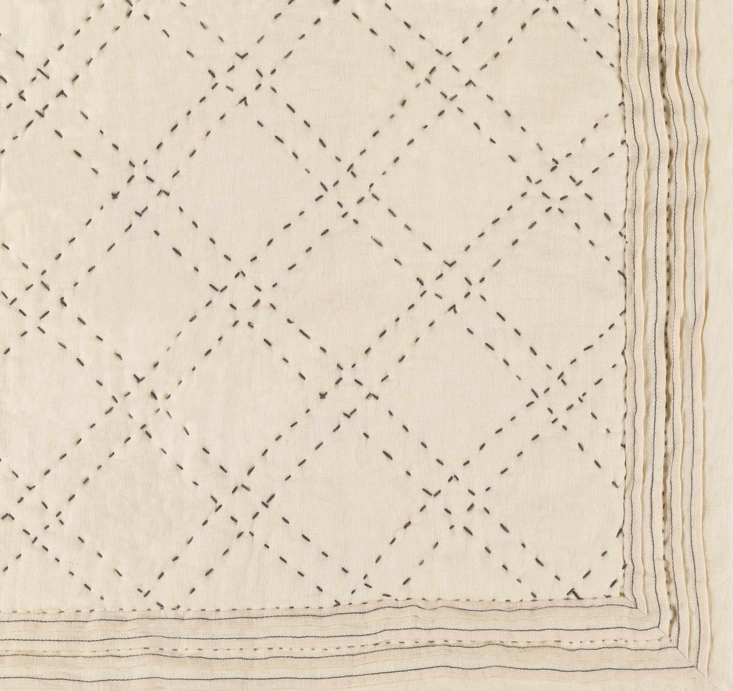 Shadehill Beige Diamond Pattern Bedding Set LuxuryLifeWay Online Store