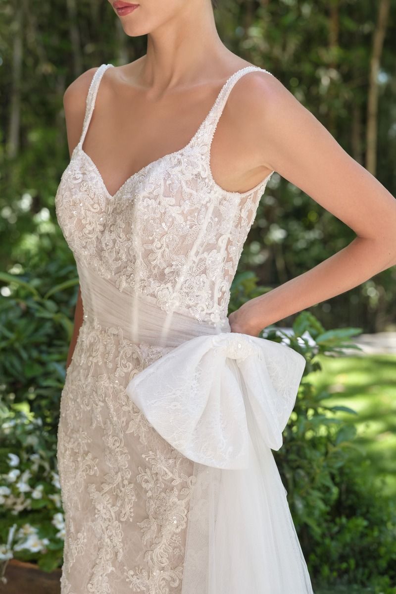 Embroidered Lace Mermaid Bridal Gown with Tulle Bow Train LuxuryLifeWay Online Store