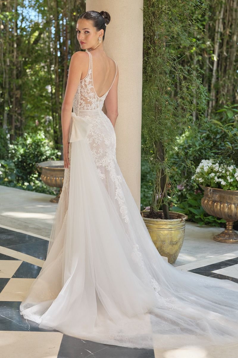 Embroidered Lace Mermaid Bridal Gown with Tulle Bow Train LuxuryLifeWay Online Store