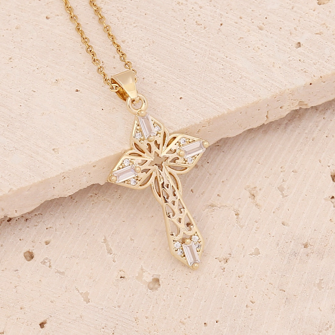 Gold Plated Pendant Necklace